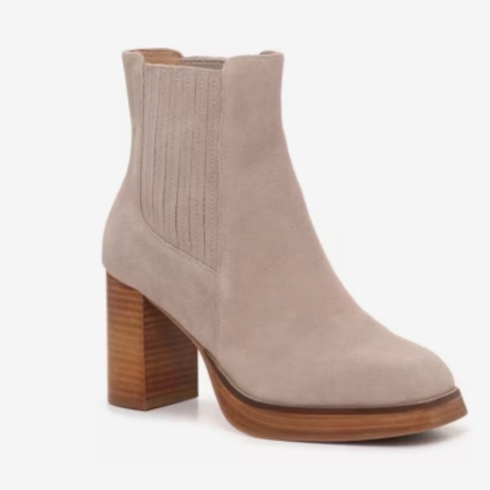 Splendid Taupe Heeled Boots